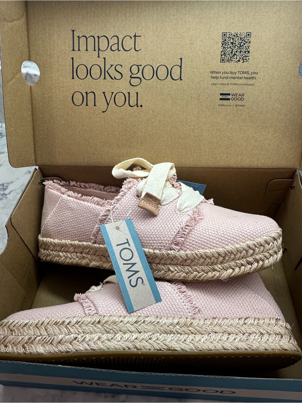 NWT Toms Carolina Lace Up